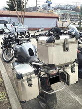 Load image into Gallery viewer, Globescout XPAN+ &quot;Special&quot; Pannier Kit (R1200GS R1250 GS -W Adventure) *OPEN BOX ITEM*